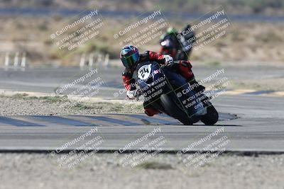 media/Oct-05-2025-CVMA (Sun) [[beeef4f201]]/Race 2-Supersport Middleweight/